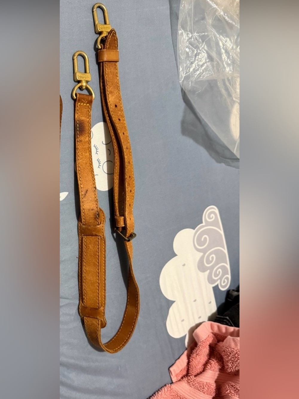 Louis Vuitton keepall Adjustable crossbody Strap  H28